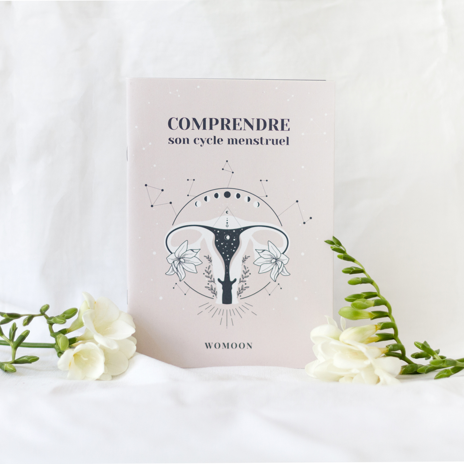 carnet womoon cycle menstruel règle féminin sacré menstruation sorcière lune lunaire lyon boutique happy sisyphe créateur