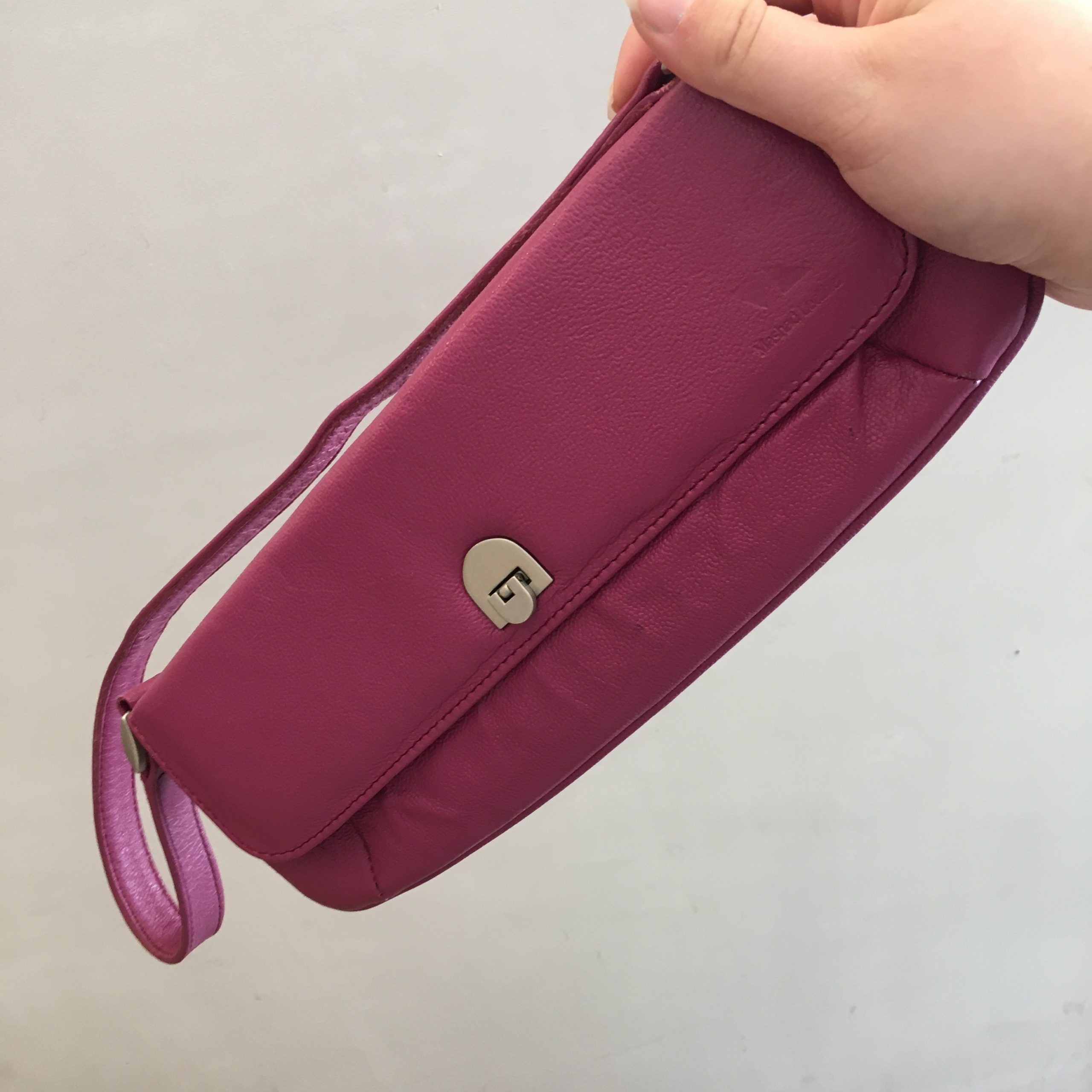 Sac baguette vintage fuchsia Happy Sisyphe Boutique Lyon